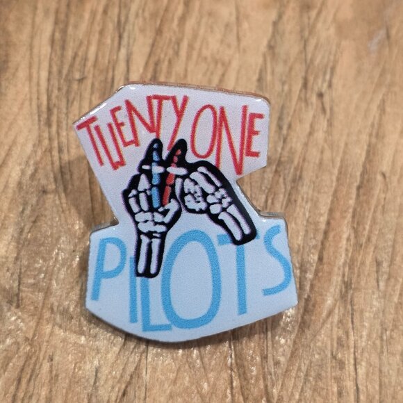 NEW Twenty One Pilots Pin Twenty One Pilots Badge for Jacket Bookbag Lanyard etc - Picture 1 of 3